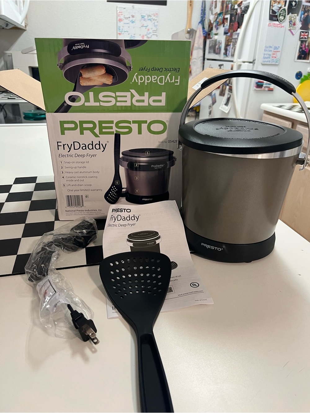 PRESTO FryDaddy Electric Deep Fryer - new in box